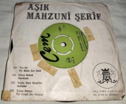 Aşık Mahzuni Şerif - Doksan Yaşlı Kız - Şerif Bayrağını İndirdi  45'lik Plak