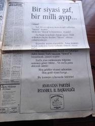 Hürriyet Gazetesi - Turkish Newspaper - 25 Kasım 1987 - harp okulu öğrencisinin canına kıyan sustalı gazetemize postalandı fotoğraf - silah yüklü ABD uçaklarına el altından izin vermişiz - Turgut Özal Erdal İnönü limon savaşı - güzel Hollandalı Fraukje Santing Erdal İnönü'yü terletti fotoğraf - eski sıkıyor ödüm komutanı Recep Ergun MİT ve polis çalışmıyor dedi - Dündar Kılıç'a Adnan Menderes benzetmesi - liderlerin en uzun geceleri araştırma Haluk Şahin - SHP seçim ilanı tam sayfa - Sibel Can Belkıs Akkale büyük maksimde - İbrahim Tatlıses Ahu Tuğba Osman Yağmurdereli vatan caddesi turistik Lunapark Gazinosu'nda - Doğru Yol Partisi seçim ilanı tam sayfa - Anavatan Partisi seçim ilanı tam sayfa - Selda Bağcan bu seçimde oyum SHP'ye fotoğraf - Naim Süleymanoğlu Seul'e gidemiyor mu - Semra Özal Fenerbahçe'nin durumu Başbakan Turgut Özal'ı üzüyor dedi - Fenerbahçeli Abdülkerim Durmaz göbek atarken ceza yedi fotoğraf - hakem ücretlerine zam yapıldı maç başına 100 bin lira - Aydan Şener
