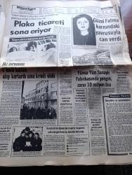 Hürriyet Gazetesi - Turkish Newspaper - 23 Şubat 1975 - Amerika yaptığı yardımı kese dursun  herkes bize silah satmak istiyor - Fransızlar Miraj için aracı gönderdi fotoğraf - Almanlar leopar tankı için teklifte bulundu - İstanbullu çelik imalcileri savaş sanayimizi kurabiliriz yazan Cahit Çataloğlu - ölüler şehri Asmara'dan geliyorum yazan Hikmet Feridun Es Yazı Dizisi - tekstil işverenleri yarın 27 bin işçiye lokavt uygulayacak - bütün partiler birbirlerini suçluyor - taksi plakası ticareti sona eriyor - Yünsa yün sanayi fabrikasında yangın zarar 10 milyon lira - Emel Sayın Anne Marie David Ahmet Özhan Bebek Maksimde - Gönül Yazar bebek belediye gazinosunda - Muazzez Abacı Göksel Arsoy Oya Alasya Vatan caddesi turistik Lunapark'ta - şarkıcı Nilüfer ve Nil Burak Playboy'da - Tarkan yazan çizen Sezgin Burak - televizyon programı - 2. Yarının ilk büyük heyecanı Galatasaray Beşiktaş - Galatasaray kazanır çünkü yazan Eşfak Aykaç - Beşiktaş kazanır çünkü yazan Birol Peker - Fenerbahçe