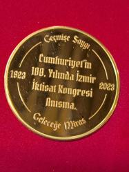 İzmir İktisat Kongresi'nin 100. Yıl Dönümü Anısına Basılan Hatıra Madalya