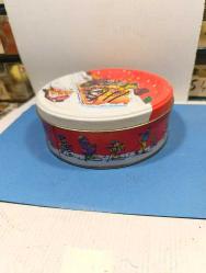 ÇY6-----KAR KONULU KAPAKLI ESKİ TENEKE KUTU