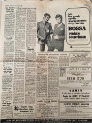TERCÜMAN GAZETESİ - DOĞUM GÜNÜ HEDİYESİ (TURKISH NEWSPAPPER) - 18 EKİM 1971 - SADECE DÖRT SAYFADIR -Süleyman Demirel-Elizabeth II-Suna San-Rauf Tamer-Ahmet Oktan-Hilmi Ziya Ülken-Yaşar Kural-Arif Hikmet Par-İsmail Akçay-Hüseyin Aktaş-Necmi Tanyolaç-İslam Çupi-Alp Gümüş-Güven Taner-Milyonluk 5 şehir karanlığa gömülüyor-Kraliçe bugün misafirimiz oluyor-Turkey Welcomes Her Majesty The Queen Elizabeth II-Anne ile 5 kızın hattat olduğu aile-Türkiyenin 4 köşesi için imsakiyye-Sunay İran’daki tören muhteşem oldu-Diyanet İşleri Başkan Yardımcılığına Binbaşı Ahmet Oktan atandı-Şefinsah Hazretleri Ben Senin Vezirin Değil Miyim-Anadoluda yerleşmenin uzaması-3 sual 3 cevap-Yıldızınız ne diyor-Paraya kıymış-Cebinde ne var-Şiir-Murat-Görüşler düşünceler-Planlı yazma sanatı-Bir öğretmen akrabası ile ilişki kuramıyor-Ecevit halkın reform konusunda sesini duyurması lazımdır dedi-Kurtuluş bir lastik fabrikası yandı-Bossa perilen gold finger-Acı kaybımız-Rıza Gür-Yarın bugün bir milli piyango bileti alma