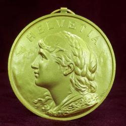 VINTAGE F.LANDRY İMZALI HELVETIA PAUL KRAMER NEUCHATEL KABARTMA GENÇ KIZ PORTRE GÖRSELLİ ALTIN YALDIZ KAPLAMA İSVİÇRE MADALYA