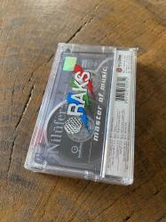 NİLÜFER - OLUR MU OLUR MU / GÖZÜNAYDIN - KASET (JELATİNİNDE)