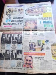 Halka ve Olaylara Tercüman Gazetesi - Turkish Newspaper - 13 Ekim 1979 - Süleyman Demirel 14 Ekim'de mutlaka gideceklerdir dedi - Seçim 79 - seçim yapılacak 8 ilde Vali 21 ilçede kaymakam yok - Cumhurbaşkanı Fahri Korutürk seçim güvenliği devletin güvencesi altındadır dedi - Lahey büyükelçimizin oğlu Ahmet Benler öldürüldü - Adalet Partili Mehmet Atilla Ocak hakkımda yoğun bir iftira kampanyası açıldı - bölücülüğe Ecevit'ten gelen tepki yazan Nazlı Ilıcak - Bülent Ecevit ile otobüs sohbeti Nazlı - Bülent Ecevit her yerde halk oyları ile konuşacak - Sözün kısası yazan Rauf Tamer - Yavuz zırhlısını yapan tersanenin sahibi Rudolf Blohm öldü fotoğraf - yabancı sermaye unutuldu yazan Ertuğrul Soysal - Fidel Castro BM'de  sıkı güvenlik tedbirleri altında konuştu - Malkoçoğlu yazan ve çizen Ayhan Başoğlu - Efes Pilsen Maccabi'ye 100 53 yenildi - Beşiktaş Fenerbahçe maçı - 3 büyük futbol kulübü ile açık oturum - Pele eski takım arkadaşı Garrincha için sahaya çıkıyor - Pikkus şampiyon oldu