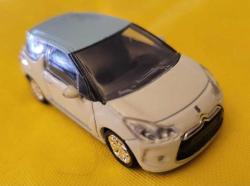 KOLEKSİYONDAN MODEL ARABA. FIRSAT FİYATI. KİMSE SATMAZ BU FİYATLARA.