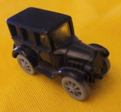 KOLEKSİYONLUK KLASİK MODEL ARABA. BU FİYATA....