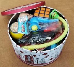 Nostaljik Oyuncaklar Paketi Teneke Kutu İçerisinde Gönderilecektir (AÇIKLAMAYI OKUYUNUZ)