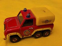 DAĞILAN 50 YILLIK BİR KOLEKSİYONDAN MODEL ARAÇ. FIRSATTIR.