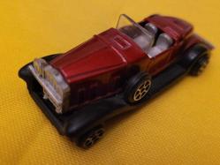 LOT.3 » KLASİK MODEL ARABA. FOTODA GÖRÜNEN HALİYLE.