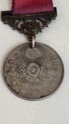 ORJİNAL GÜMÜŞ OEMANLI LİYAKAT MADALYASI