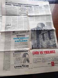 Cumhuriyet Gazetesi - Turkish Newspaper - 10 Şubat 1966 - buhranı arttırmayalım yazan Ecvet Güresin Başmakale - Cemal Gürsel'in durumu çok ağır - Cemal Gürsel'in eşi de oksijen çadırında - Adalet Partisi grubunda hükümet tenkit edildi - Danıştay'ın kararı tehiri icrayı uygulamamak anayasaya aykırıdır - Cemal Gürsel için yayınlanan sağlık bültenleri - Walter Reed Hastanesi - rozet Vahdettin ve Kao Ki üstüne yazan İlhan Selçuk - Washington Kızıl Çinle Savaş tehlikesine karşı uyarıldı - Amerika Ho Şi Minh'in hakkında hindistan'dan bilgi istedi - Güz Şarkısı yazan Peride Celal Yazı Dizisi - Ay'a Doğru bir adım daha atıldı - Luna 9'un aydaki yeri - Adana şehir tiyatrosunda İstanbul efendisi Fotoğrafı - yayın hayatı - İstanbul'da sinema tiyatro programı - K. Slalomda Salih Kurdakul ancak 43. Oldu fotoğraf - Beşiktaş'ta istifalar - Orhan Şeref Apak hadise çıkaran takımlar 2 sene liglere giremez dedi - talebe kış oyunları devam ediyor fotoğraf - İsmet Atlı Adana bölgesinde antrenör oldu