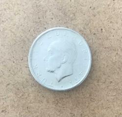 1976 CUMHURİYET MADENİ PARALARI  1 LİRA ÇİLLL KENAR YAZILARI DÜZ