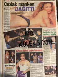 HAFTA SONU GAZETESİ - DOĞUM GÜNÜ HEDİYESİ (TURKİSH - NEWSPAPER) - TAM TAKIM 20 SAYFADIR - 15 MART 2000 - Sayı: 11 -Selin Toktay-Tolga Sarıoğlu-Tülin Şahin-Gizem Özdilli-Sibel Can-Sulhi Aksüt-Dursun Karadağlı-Muazzez Ersoy-Ayşen Gürler-Arto-Arzu Yıldırım-Yılmaz Erdoğan-Demet Akbağ-Ajda Pekkan-Cengiz Teoman-Orhan Gencebay-Yılmaz Morgül-Reyhan Karaca-Atilla Taş-Hulki Saner-Emel Sayın-Nükhet Duru-Serdar Ortaç-Semra Özal-Cemil İpekçi-Zeynep Özal-Müge Çam-Uğur Tan-Hülya Avşar-Vahe Kılıçaslan-Banu Öztürk-Ebru Gündeş-Mehmet Ali Erbil-Deniz Akkaya-Özge Sezen-Selçuk Özer-Melek Baykal-Arzu Yanardağ-Mine Onat-İbrahim Kutluay-Özlem Kutluay-Hidayet Türkoğlu-Demet Akalın-Sibel Turnagöl-Çolpan İlhan-Bülent Serttaş-Murat Göğebakan-Burçin Birben-Nur Ertürk-Emel Sayın-Hüsamettin Özkan-Özlem Özdemir-Ünal Altıgan-Hülya Karanlık-Pelin Burcu-Sevgi Karakol-Tuba Ünal-Ahmet Mutafçı-Fatih Ürek-Fulya Ergün-Özlem Ertem-Sergen-Ayşe Sanlı-Ebru Destan-Selim Emiroğlu-Coşkun Sabah-Ceyda-Necla Kahraman-Tanju Okan-Soner