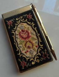 Antika Petit Point Notluk