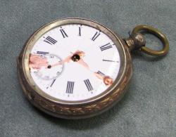 AnTiKa İSVİÇRE  GüMüŞ ANAHTAR KURMALI CEP SAATİ.......ARıZaLı