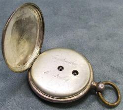 AnTiKa İSVİÇRE  GüMüŞ ANAHTAR KURMALI CEP SAATİ.......ARıZaLı