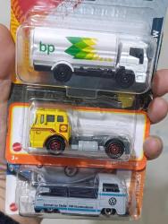 Hot wheels matchbox Majorette 1:64 ölçek mini metal araba oyuncak koleksiyon nostalji tasarım set. Iveco BP benzinlik kamyonu 1965 Ford Shell tır Volkswagen pick-up vintage retro hobi reklam promosyon minyatür diorama