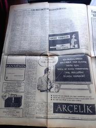 Hürriyet Gazetesi - Turkish Newspaper - 30 Mayıs 1965 - İstanbul'un 512. Fetih yıldönümü merasimle kutlandı fotoğraf - İsmet İnönü jurnalcilik ile itham edildi - Edirne canavarı Mehmet Yaman 5 defa idama mahkum oldu - Adalet Partili ve CHP milletvekilleri yumruklaştı - Süleyman Demirel milli davaların avukatıyım - gençler Ayasofya camii'nde ikindi namazı kılmak istedi - babası Gönül Karaca'yı köşke hapsetti - Yunanistan İngiltere'den bir uçak gemisi alıyor - İstanbul'da bugün bu gece sinema tiyatro programı - Kapalıçarşı'da sahte ayarlı altın satanlar yakalandı - İsrail Ürdün sınırını geçti - bir zamanlar Avrupa güzeli olan Günceli Tunca eşinden boşanacağı söylentilerini yalanladı fotoğraf - katibesi ile 254 kere zina yapan doktor Watts mesleğinden ihraç edildi fotoğraf - Amerikalılar Kuzey Vietnam'ı bombaladı - Fenerbahçe şampiyonluğa iyice yaklaştı - Galatasaray 2-0 mağlup iken 3 2 kazandı - güreş şampiyonası salı günü başlıyor - Can Bartu bugün Atalanta'ya karşı oynuyor - bulmaca