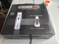 Power Tec Traş Makinesi Şarj aleti ve aparatları kullanılmamış)- Traş makinesi yoktur
