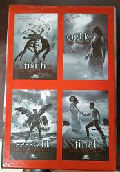 Hush Hush Serisi Set - Fısıltı, Çığlık, Sessizlik, Final 4 Cilt Takım - ciltli - şömizli kutulu