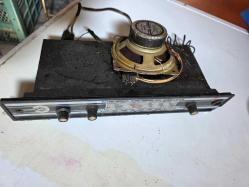 ESKİ MUTFAK ASPİRATÖRÜNDEN ÇIKMA ARFEN MARKA KISA,ORTA VE UZUN DALGA RADYO DENENMEDİ FM YOKTUR