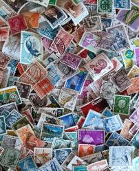 LOT.12 » 257 adet damgalı Dünya pulları lotu