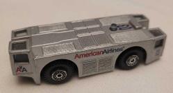 KOLEKSİYONDAN ÇIKMA AYKIRI MODEL ARAÇ. METALDİR. HAVAALANI ARACI.