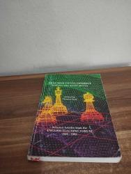 TEACHER DEVELOPMENT MAKING THE RIGHT MOVES - SELECTED ARTICLES FROM THE ENGLISH TEACHING FORUM 1989 - 1993