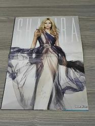 Shakira / Europe / Ashley Tisdale / AnnaSophia Robb Poster Seti – Blue Jean & Pop Up Dergi Eki – 56 × 42 cm – 4 Poster