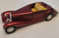 KLASİK MODEL ARABA. NADİR. KOLEKSİYONDAN ÇIKMA.