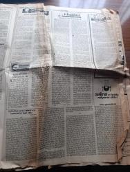 Halka ve Olaylara Tercüman Gazetesi - Turkish Newspaper - 1 Mayıs 1983 - milliyetçi cenahta birleşme çabaları arttı - Kenan Evren'in birleşin çağrısı tarafları harekete geçirdi - OECD'nin ekonomik gelişmeleri gözden geçirme komitesi Türkiye'de - İzmit eski belediye başkanı Erol Köse sosyal Demokrat bir partinin kuruluş hazırlıklarını organize ediyor - ICFTU Genel sekreteri John Vanderveken 19 Mayıs'tan sonra Başbakan Bülent Ulusu ile görüşecek - Libya lideri albay Muammer El Kaddafi fotoğraf - Şerafettin Elçi tahliye edildi - Türk İş Genel Başkanı Şevket Yılmaz Parti işlerine karışmaya hiç niyetim yok - siyasi parti üçgeni yazan Nazlı Ilıcak - Necip Fazıl'la sohbet 12 yazan Ahmet Kabaklı - böbreğini bağışlamak isteyen aşık Deryami'yi ailesi evden kovdu fotoğraf - Kapalıçarşı esnafının ağzını bıçak açmıyor - Fransa'da sosyalist iktidara karşı protestolar büyüyor - yeni dönem eşiğinde yazan Tarık Buğra - televizyon programı - geçen yıl hayattan ayrılan Ingrid Bergman - Dallas dizisi