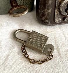 Vintage Anahtarlı Küçük Çelik Asma Kilit