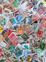 LOT.19 » 440 adet damgalı Dünya Pulları lotu