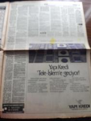 Milliyet Gazetesi - Turkish Newspaper - 28 Kasım 1982 - biraz sabır yazan Mehmet Barlas - Kenan Evren kars'tan göçü birlikte durdurduk dedi - Bülent Ulusu Yunanistan taahhütlerini çiğniyor - Jaruzelski Papa ile Walesa için pazarlık yapıyor - sağda milliyetçi bir parti oluşturulacak - Antonov ile Mehmet Ali Ağca yüzleştirilecek - ligde 7 yıldan beri Trabzonspor'a yenemeyen Fenerbahçe karşılaşmadan 4-2 Galip ayrıldı fotoğraf - silah mafyasının Türkiye'deki şefi Abuzer Uğurlu fotoğraf - Devrimci Kurtuluş üyesi 29 militan yakalandı fotoğraf - Turhan Selçuk karikatür - Nejat Eczacıbaşı Bir Türk'ün ilaç fabrikası kurması düşünülemezdi - Seyyal Taner bu akşam teleskopta - Selçuk Yula'nın Trabzon kalesinde 3 golü var - milli takım menajeri Erdoğan Şenay fotoğrafçılığa özendi fotoğraf - Fenerbahçe İtalya Selçuk Yula da Rossi idi - Beşiktaş Bursaspor ile Galatasaray Ankaragücü ile oynuyor - gollerin dışında güzel hareket göremedim yazan Yasin Özdenak - 7 yıllık bekleyişin sonu yazan İslam Çupi