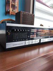 Lambalı Grundig RTV 700 Radyo
