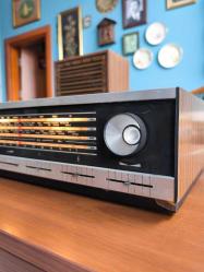 Lambalı Grundig RTV 700 Radyo