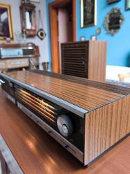 Lambalı Grundig RTV 700 Radyo