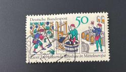 Almanya Pulu - Germany Stamp - Postadan Geçmiş Pul Filateli - Damgalı - Centra'da şarap üretiminin 2000. yıldönümünde on dördüncü yüzyılda ahşaptan şarap üretimini gösteren pul , 50 PARA - YABANCI PULLAR, NOSTALJİK DOĞUM GÜNÜ HEDİYESİ