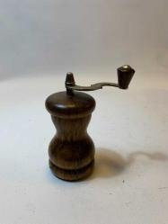 NADİR Alman ZASSENHAUS Ahşap El Kranklı Baharat Değirmeni 1960'lar