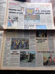 Milliyet Gazetesi - Turkish Newspaper - 7 Ekim 1984 - hodri meydan yazan Mehmet Barlas Başmakale - Kenan Evren Doğu gezisinde milletçe bilmemiz gereken gerçeği açıkladı - Türkiye'nin başında iki büyük bela dıştan beslenen teröristçi ayrılıkçı sol ve Atatürk devrimlerini tasfiye etmek isteyen yobaz sağ - Banker Kastelli yine sahnede Fotoğrafı - Turgut Özal açıkladı kış saati kasımda - Vitali Hakko ile tatil sohbeti - İşçiye işsizlik parası - YÖK Başkanı İhsan Doğramacı harç paralarını az buldu - rahat yazan Altan Öymen - fanatizm at oynatıyor yazan Haldun Taner - İstanbul'un kurtuluşu kutlandı - Mısır devlet başkanı Hüsnü mübarek Enver Sedat'ın mezar başında yapılan törene katıldı - 150'likler kimdiler ne yaptılar ne oldular yazan İlhami Soysal Yazı Dizisi - Abdülcanbaz çizen Turhan Selçuk - Suna Korat annesinin ölümünden sonra ilk konserini İzmir'de verdi Fotoğrafı - Uğur dershanesi - at yarışları - İTÜ Beşiktaş'ı son anda devirdi 104 100 fotoğraf - Fenerbahçe gece baskınında temiz