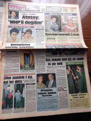 Milliyet Gazetesi - Turkish Newspaper - 14 Ekim 1984 - isveç'in tutumu yazan Mehmet Barlas Başmakale - ASALA Apocu işbirliği açığa çıktı - doğuda da Ermeni parmağı - Ekmekçiyan apocularla işbirliği yaptık dedi fotoğraf - Bülent Ersoy'un bir anneliği eksikti fotoğraf - köylü kadınlar Gökova'da santrali yendi fotoğraf - Dr Nurperi Toker Doğu'ya sağlık götürdü  fotoğraf - milli birlik yazan Altan Öymen - Cihad Baban yazan Haldun Taner - ulaştırma Bakanı Veysel Atasoy MHP'li değilim - İrlandalı şarkıcı Johnny Logan Nilüfer ile şarkı söyledi Fotoğrafı - IRA'nın Thatcher'a bombalı doğum günü hediyesi - ANAP'ın harika çocuğu Adnan Kahveci ile tatil sohbeti  hazırlayan Emin Çölaşan - Başbakan Turgut Özal Ağrı şeker fabrikasına hizmete açtı - Prenses Diana ile Prens Charles'in ikinci oğulları Henry İlk fotoğrafı - basketbol maçlarında Galatasaray Fenerbahçe Galip Eczacıbaşı mağlup - Fenerbahçe Altay karşısında zor kazandı fotoğraf - Selçuk Yula Belgrad ormanlarında form tutmaya çalışıyor foto