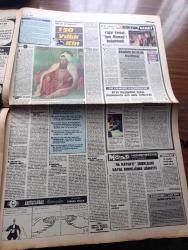 Milliyet Gazetesi - Turkish Newspaper - 21 Ekim 1984 - Reagan'ın Sırrı yazan Mehmet Barlas Başmakale - Alman polisi Abdullah Öcalan'ın mektubunu ele geçirdi ihanet belgesini açıklıyoruz - İki PKK militanı yakalandı - yurtsuz öğrenciye yarım yıl izin - bulgarlara göre savcı Mehmet Ali Ağca olayını saptırıyor - Turgut Özal önümüze konan taşları atlar geçeriz - gelenek yazan Altan Öymen - devekuşuna mektuplar yazan Haldun Taner - Halkçı Parti bazı ihaleleri soruşturacağız dedi - Emel Sayın Şeyh Zayed için özel çekim yaptı - Tokat sigara fabrikası 11 yıldır bitmedi - Turhan Feyzioğlu ile tatil sohbeti hazırlayan Emin Çölaşan - Zeki Alasya Metin Akpınar devekuşu kabare Beyoğlu Beyoğlu oyunu - Otomarsan tam sayfa ilan - Yaşar Kemal İnce Mehmet filmini beğenmedi fotoğraf - at yarışları - Fenerbahçe 3 Sarıyer 3 - Dev Maç Beşiktaş Galatasaray - Coşkun Özarı Galatasaray'da göreve başladı fotoğraf - bu mu Fenerbahçe yazan Ziya Şengül - Eczacıbaşı İTÜ'yü ikinci yarıda geçti 93 72 fotoğraf