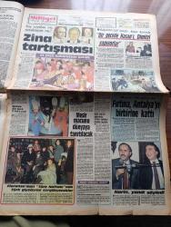 Milliyet Gazetesi - Turkish Newspaper - 20 Ocak 1985 - halkın düşüncesi yazan Mehmet Barlas Başmakale - milliyet yılın olayını halka sordu rüşvet - devlet eski Bakanı İsmail Özdağlar'la ilgili rüşvet olayı milliyet barometrenin bu haftaki konusu oldu - Bülent ve Rahşan Ecevit ile hamburg'da tatil sohbeti Fotoğrafı - Kipriyanu uyuşmaz tutumunu sürdürdü ve  zirve çöktü - Turgut Özal yengesi Zeynep Özaloğlu'nun başucunda fotoğraf - zina tartışması suç sayılsın mı sayılmasın mı - liberal yazan Altan Öymen - devekuşuna mektuplar yazan Haldun Taner - mesir macunu dünyaya tanıtılacak - yeni ilaç buluşunda ABD'nin payı %23 - Moliére'nin Tartuffe'ü sinemada - diplomatlarımızın emeklilik yaşamı Zeki Kuneralp yazan Sadun Tanju - İzmir at yarışları - Birinci Ligin ikinci yarısı açılıyor - Alfa Romeo'yu 14 yaşındaki Serkan Uludağ kazandı fotoğraf - spor açık oturum yöneten Kaya Çilingiroğlu - Galatasaray basketbol Ligi'nde Fenerbahçe'den rövanşı aldı fotoğraf - Bakırköy Oras istanbulspor'u yendi