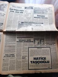 Milliyet Gazetesi - Turkish Newspaper - 20 Ocak 1985 - halkın düşüncesi yazan Mehmet Barlas Başmakale - milliyet yılın olayını halka sordu rüşvet - devlet eski Bakanı İsmail Özdağlar'la ilgili rüşvet olayı milliyet barometrenin bu haftaki konusu oldu - Bülent ve Rahşan Ecevit ile hamburg'da tatil sohbeti Fotoğrafı - Kipriyanu uyuşmaz tutumunu sürdürdü ve  zirve çöktü - Turgut Özal yengesi Zeynep Özaloğlu'nun başucunda fotoğraf - zina tartışması suç sayılsın mı sayılmasın mı - liberal yazan Altan Öymen - devekuşuna mektuplar yazan Haldun Taner - mesir macunu dünyaya tanıtılacak - yeni ilaç buluşunda ABD'nin payı %23 - Moliére'nin Tartuffe'ü sinemada - diplomatlarımızın emeklilik yaşamı Zeki Kuneralp yazan Sadun Tanju - İzmir at yarışları - Birinci Ligin ikinci yarısı açılıyor - Alfa Romeo'yu 14 yaşındaki Serkan Uludağ kazandı fotoğraf - spor açık oturum yöneten Kaya Çilingiroğlu - Galatasaray basketbol Ligi'nde Fenerbahçe'den rövanşı aldı fotoğraf - Bakırköy Oras istanbulspor'u yendi