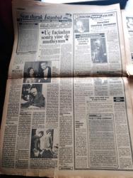 Milliyet Gazetesi - Turkish Newspaper - 20 Ocak 1985 - halkın düşüncesi yazan Mehmet Barlas Başmakale - milliyet yılın olayını halka sordu rüşvet - devlet eski Bakanı İsmail Özdağlar'la ilgili rüşvet olayı milliyet barometrenin bu haftaki konusu oldu - Bülent ve Rahşan Ecevit ile hamburg'da tatil sohbeti Fotoğrafı - Kipriyanu uyuşmaz tutumunu sürdürdü ve  zirve çöktü - Turgut Özal yengesi Zeynep Özaloğlu'nun başucunda fotoğraf - zina tartışması suç sayılsın mı sayılmasın mı - liberal yazan Altan Öymen - devekuşuna mektuplar yazan Haldun Taner - mesir macunu dünyaya tanıtılacak - yeni ilaç buluşunda ABD'nin payı %23 - Moliére'nin Tartuffe'ü sinemada - diplomatlarımızın emeklilik yaşamı Zeki Kuneralp yazan Sadun Tanju - İzmir at yarışları - Birinci Ligin ikinci yarısı açılıyor - Alfa Romeo'yu 14 yaşındaki Serkan Uludağ kazandı fotoğraf - spor açık oturum yöneten Kaya Çilingiroğlu - Galatasaray basketbol Ligi'nde Fenerbahçe'den rövanşı aldı fotoğraf - Bakırköy Oras istanbulspor'u yendi