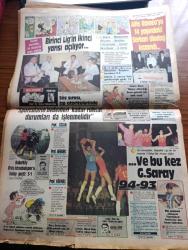 Milliyet Gazetesi - Turkish Newspaper - 20 Ocak 1985 - halkın düşüncesi yazan Mehmet Barlas Başmakale - milliyet yılın olayını halka sordu rüşvet - devlet eski Bakanı İsmail Özdağlar'la ilgili rüşvet olayı milliyet barometrenin bu haftaki konusu oldu - Bülent ve Rahşan Ecevit ile hamburg'da tatil sohbeti Fotoğrafı - Kipriyanu uyuşmaz tutumunu sürdürdü ve  zirve çöktü - Turgut Özal yengesi Zeynep Özaloğlu'nun başucunda fotoğraf - zina tartışması suç sayılsın mı sayılmasın mı - liberal yazan Altan Öymen - devekuşuna mektuplar yazan Haldun Taner - mesir macunu dünyaya tanıtılacak - yeni ilaç buluşunda ABD'nin payı %23 - Moliére'nin Tartuffe'ü sinemada - diplomatlarımızın emeklilik yaşamı Zeki Kuneralp yazan Sadun Tanju - İzmir at yarışları - Birinci Ligin ikinci yarısı açılıyor - Alfa Romeo'yu 14 yaşındaki Serkan Uludağ kazandı fotoğraf - spor açık oturum yöneten Kaya Çilingiroğlu - Galatasaray basketbol Ligi'nde Fenerbahçe'den rövanşı aldı fotoğraf - Bakırköy Oras istanbulspor'u yendi