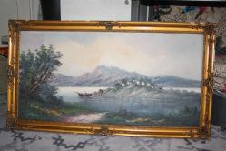 İMZALI YAĞLI BOYA TABLO ANTİKA COK ESKİ BİR MANZARA DETAYLAR RESIMLERDE    (CD ODA