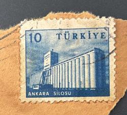 Türk Pulu - Turkish Stamp - Mektup Zarfından Kesilmiş  / Postadan Geçmiş Pul Filateli - Damgalı - ANKARA SİLOSU TEMALI PUL , 10 PARA - Türkiye Cumhuriyeti - NOSTALJİK DOĞUM GÜNÜ HEDİYESİ