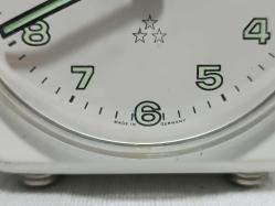 SAAT PETER (MASA SAATİ)